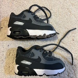 Like New Toddler size 4C Nike Air Max 90 Cool Grey
